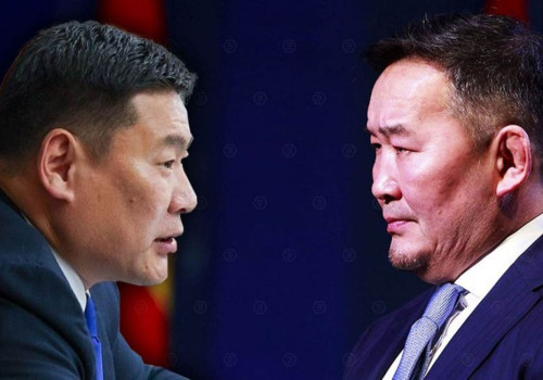 УИХ дах бүлэглэлийн хуйвалдаан ба улс төрийн наймаа