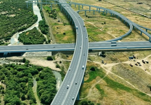 “Туулын хурдны зам” төслийг зогсоож байгааг Ерөнхий сайд Н.Учрал мэдэгдлээ