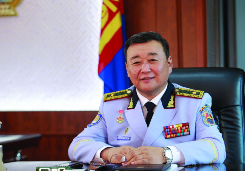 Эрхэлсэн ажилдаа эзэн нь болсон эрхэм генерал