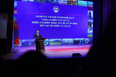 Ерөнхийлөгч У.Хүрэлсүх Чингэлтэй дүүргийн иргэдтэй уулзлаа