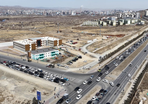 Яармагийн авто замаас Эрчим хүчний гудамжны уулзварын зүүн талд байрлах 312-р сургууль, цэцэрлэг хүртэл авто зам барина