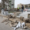Их тойруугийн гудамжнаас Зүүн дөрвөн зам хүртэлх явган хүний замыг засаж, шинэчилж байна