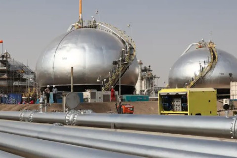 Дэлхийн газрын тосны хомсдол нэг тэрбум баррельд хүрчээ