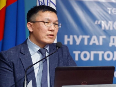 Хуульч Л.Галбаатар: Эрүүгийн хуульд оруулах гэж буй “Гүтгэх” заалт албан тушаалтныг хамгаалсан “далд” заалтуудтай байна