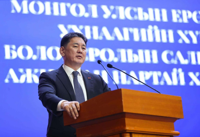 Ерөнхийлөгч У.Хүрэлсүх: Багш нар ёс суртахууны ноён оргил байх учиртай