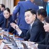 Сүхбаатарын талбайн дэргэдэх хотын захиргааны барилгыг “Хүүхэд хөгжлийн ордон“ болголоо