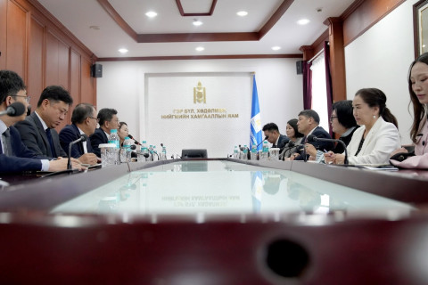Нийгмийн ажилтнуудыг чадавхжуулахад анхаарч байна