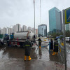 Үер усны аюулаас сэргийлж, нийслэлийн Онцгой байдлын газрын 162 алба хаагч үүрэг гүйцэтгэж байна