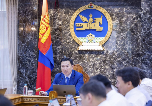 Бүх шатанд хэмнэлтийн горимд шилжиж, найр наадам, зөвлөгөөн, гадаад томилолтыг хориглолоо