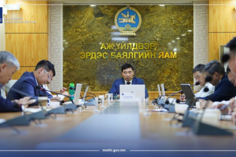 Газрын тосны эрэл, хайгуулын ажилд саад болж буй асуудалд АМГТГ анхаарал хандуулна
