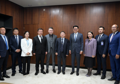 “BYD” компани батарейд суурилсан нийтийн тээврийн Sky Shuttle төслийг Улаанбаатарт хэрэгжүүлэх боломжийг танилцууллаа