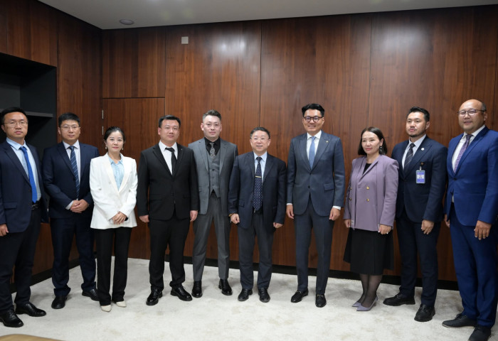 “BYD” компани батарейд суурилсан нийтийн тээврийн Sky Shuttle төслийг Улаанбаатарт хэрэгжүүлэх боломжийг танилцууллаа