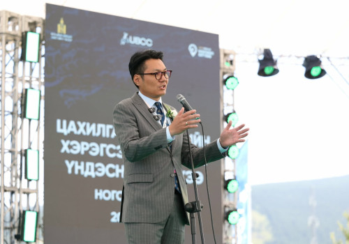 Нийслэлд цахилгаан автомашин цэнэглэх 30 ногоон өртөөг ашиглалтад орууллаа