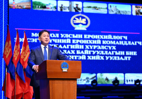 Ерөнхийлөгч У.Хүрэлсүх хил хамгаалах байгууллагын ажилтан, албан хаагчидтай уулзлаа