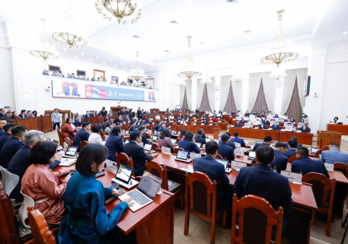 УИХ-ын гишүүд Монгол Улсын 2027 оны төсвийн тухай хуулийн төслийн талаарх хэлэлцүүлгийг тойрогтоо өрнүүлж байна