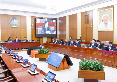 ТБХ:Монгол Улсын 2026 оны төсвийн тухай хуульд өөрчлөлт оруулах тухай хуулийн төсөлтэй хамт өргөн мэдүүлсэн хууль, тогтоолын төслүүдийн анхны хэлэлцүүлгийг хийлээ
