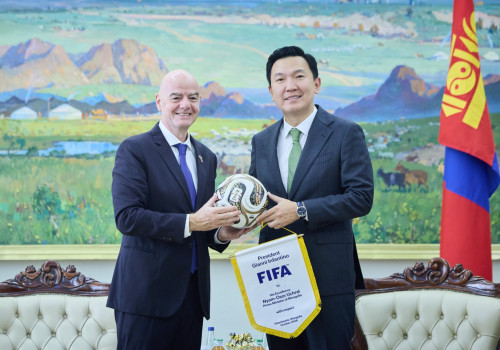 ХӨЛБӨМБӨГИЙН ЦЭНГЭЛДЭХ ХҮРЭЭЛЭН БАЙГУУЛАХАД FIFA-ТАЙ ХАМТАРНА
