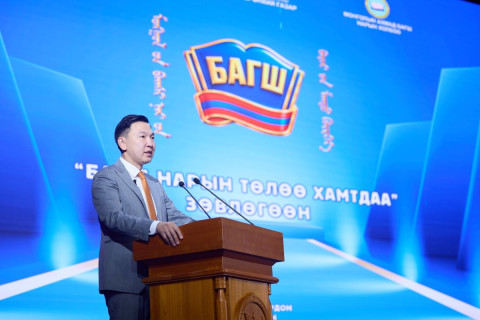 Монгол Улсын хөгжлийн тэргүүлэх чиглэл нь боловсрол гэдгийг Ерөнхий сайд онцлов