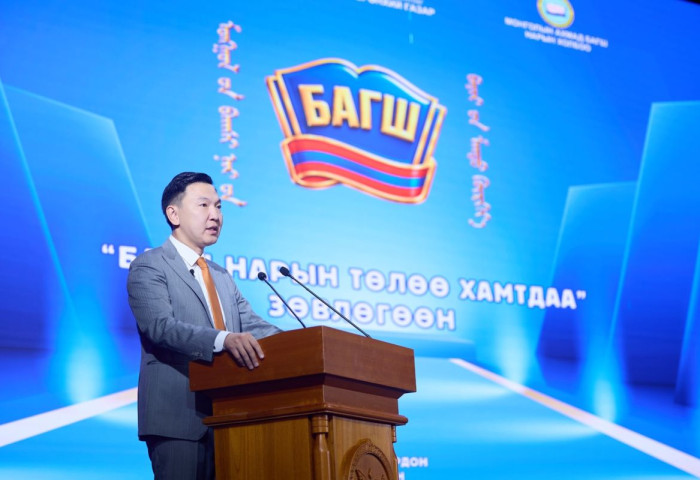 Монгол Улсын хөгжлийн тэргүүлэх чиглэл нь боловсрол гэдгийг Ерөнхий сайд онцлов
