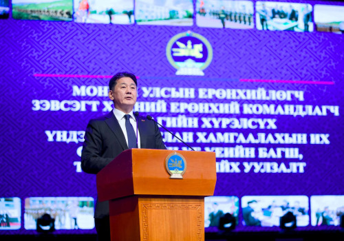 Ерөнхийлөгч У.Хүрэлсүх Үндэсний батлан хамгаалахын их сургуулийн хамт олонтой уулзав