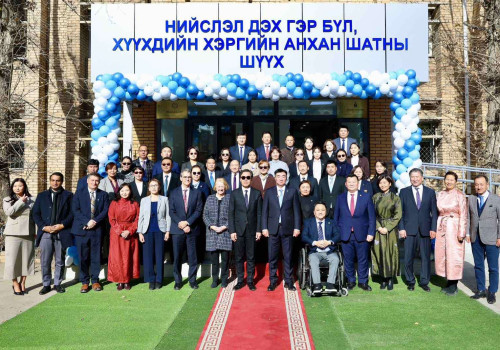 УИХ-ын дарга С.Бямбацогт Гэр бүл, хүүхдийн хэргийн дагнасан шүүхийн нээлтэд оролцлоо