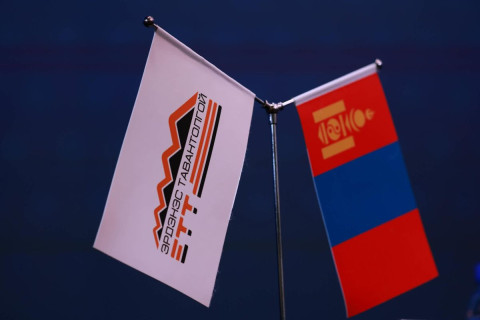 “Эрдэнэс Тавантолгой“ компани Таван толгойн уурхайн амнаас хилийн боомт хүртэлх 20 мянган ажлын байрыг бүрдүүлжээ
