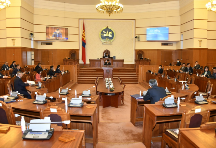 Чуулганы нэгдсэн хуралдаанаар Монгол Улсын 2022 оны төсвийн тодотголын талаарх хуулийн төслүүдийг хоёр дахь хэлэлцүүлэгт бэлтгүүлэхээр шилжүүллээ