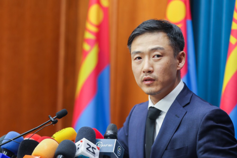 Г.Азжаргал: Зөвхөн улс төрд нөлөө бүхий этгээдийн хэргийг хялбаршуулсан журмаар шийдвэрлүүлэхийг хорьсон