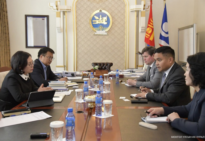 Монгол Улсын Их Хурлын дэд дарга С.Одонтуяа  Элчин сайд Ричард Буанганыг хүлээн авч уулзлаа