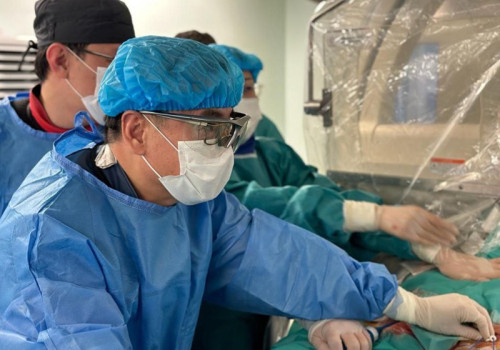Улсын гуравдугаар төв эмнэлэг Монголд анх удаа хөлдөөх аблаци эмчилгээг нэвтрүүлжээ