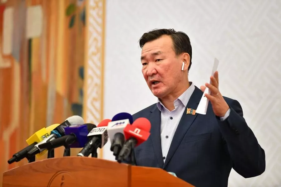 Гишүүний шинж төлөв: Сайнхүүгийн Ганбаатар гишүүн ээ, салбартал “нүдээч”, авлигачдыг! /VIDEO/