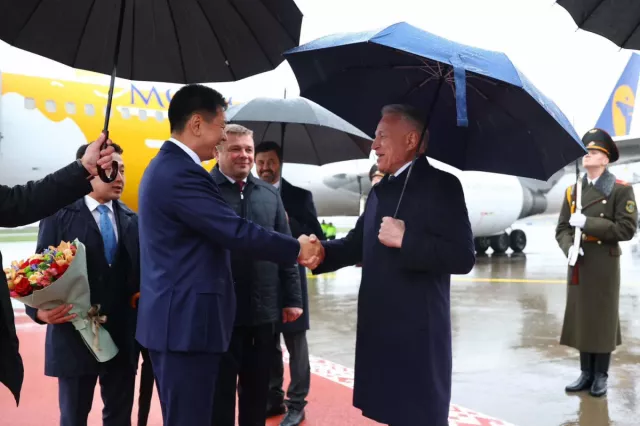 Ерөнхийлөгч У.Хүрэлсүх Бүгд Найрамдах Беларусь Улсад төрийн айлчлал хийхээр хүрэлцэн ирлээ
