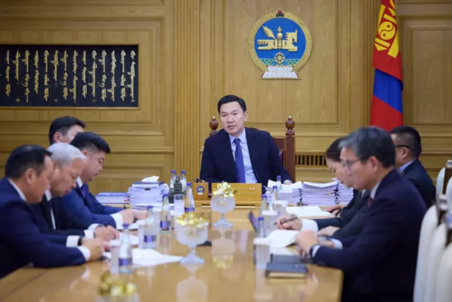 ЕРӨНХИЙ САЙД Н.УЧРАЛ НӨМРӨГИЙН ТҮЙМЭРТЭЙ ХОЛБОГДУУЛАН ӨГСӨН ҮҮРЭГ ДААЛГАВРЫН БИЕЛЭЛТИЙГ ХЯНАЖ, АЖЛАА ЭРЧИМЖҮҮЛЭХИЙГ ДААЛГАВ