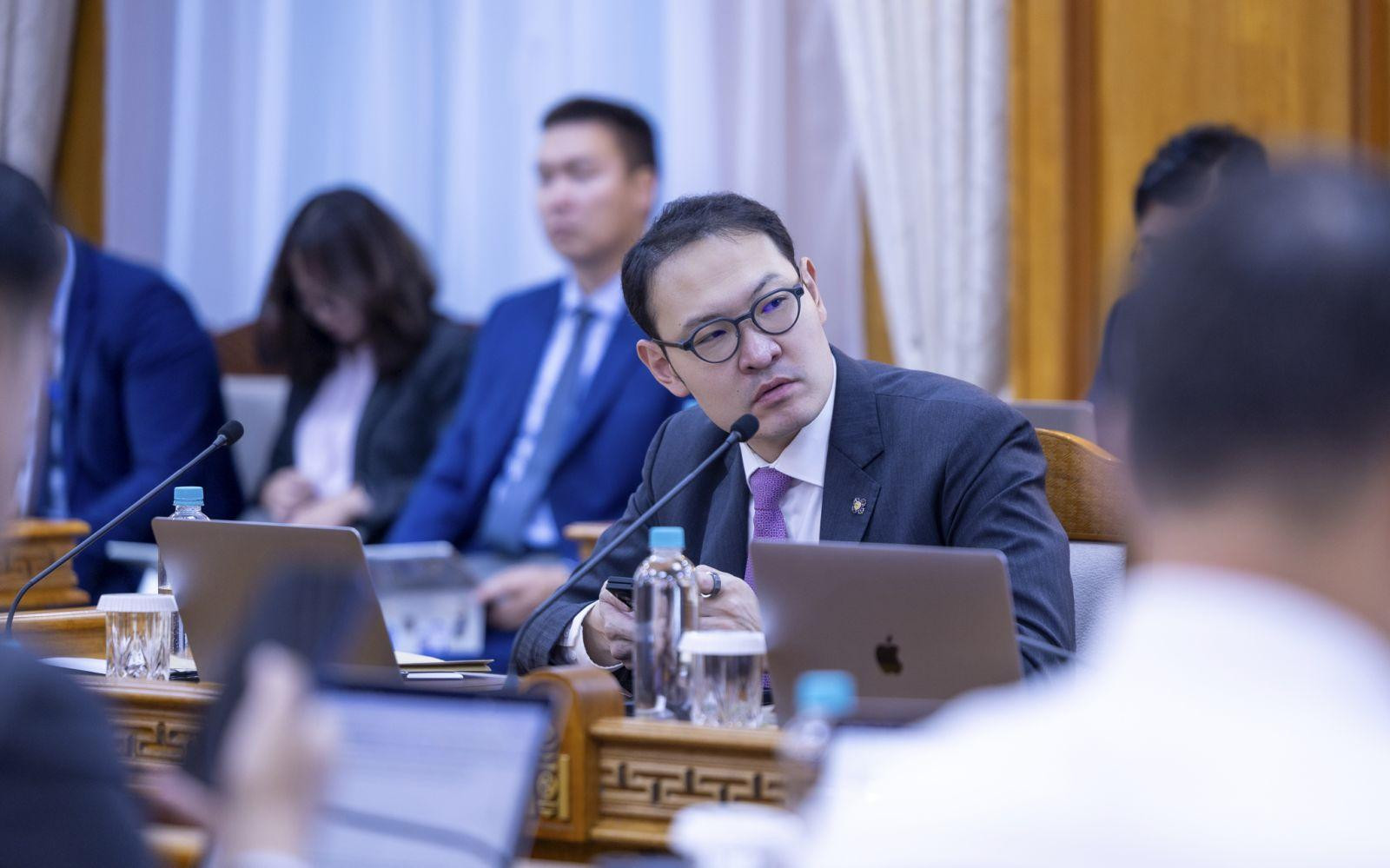 179 төрлийн эмийг нэг эх үүсвэрээс худалдан авахаар үнийн санал илгээлээ