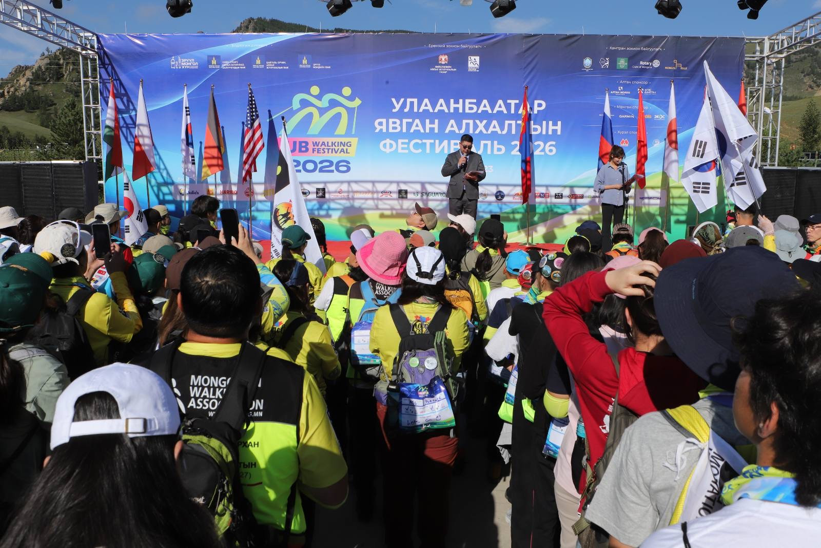 “Улаанбаатар” олон улсын явган алхалтын фестиваль-2026 эхэллээ